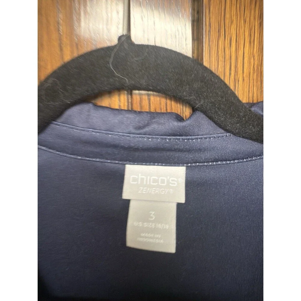 Chico’s Zenergy Sleeveless Polo Navy Floral Size 3 Active West - Picture 2 of 2